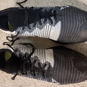 Nike Zoom Althetic running shoes Size 7Y or 8 1\2 ladies